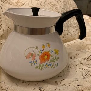 Vintage 1970's Retro Corning Ware
Wildflower/ Spring Bouquet / 6 (Six) Cup